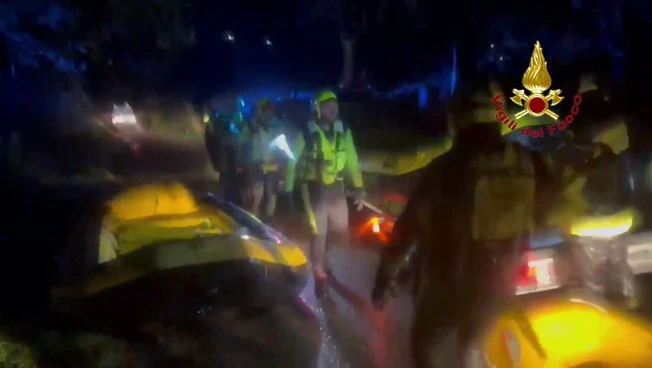 Maltempo in Molise, a Termoli salvato un automobilista travolto dalla piena