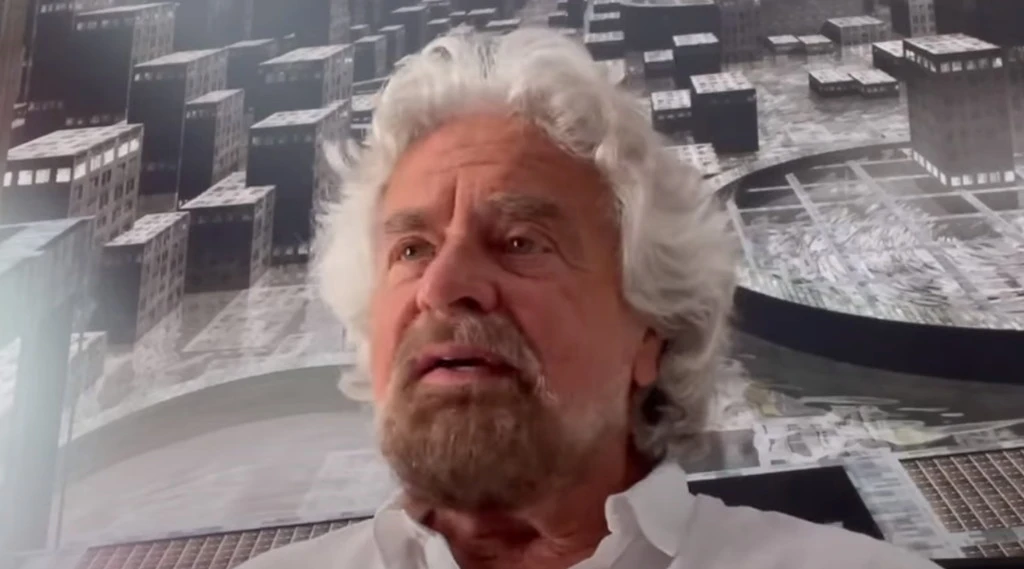 Beppe Grillo contro Giuseppe Conte: "Ha messo al centro se stesso, io lo chiamavo e lui non si faceva trovare"
