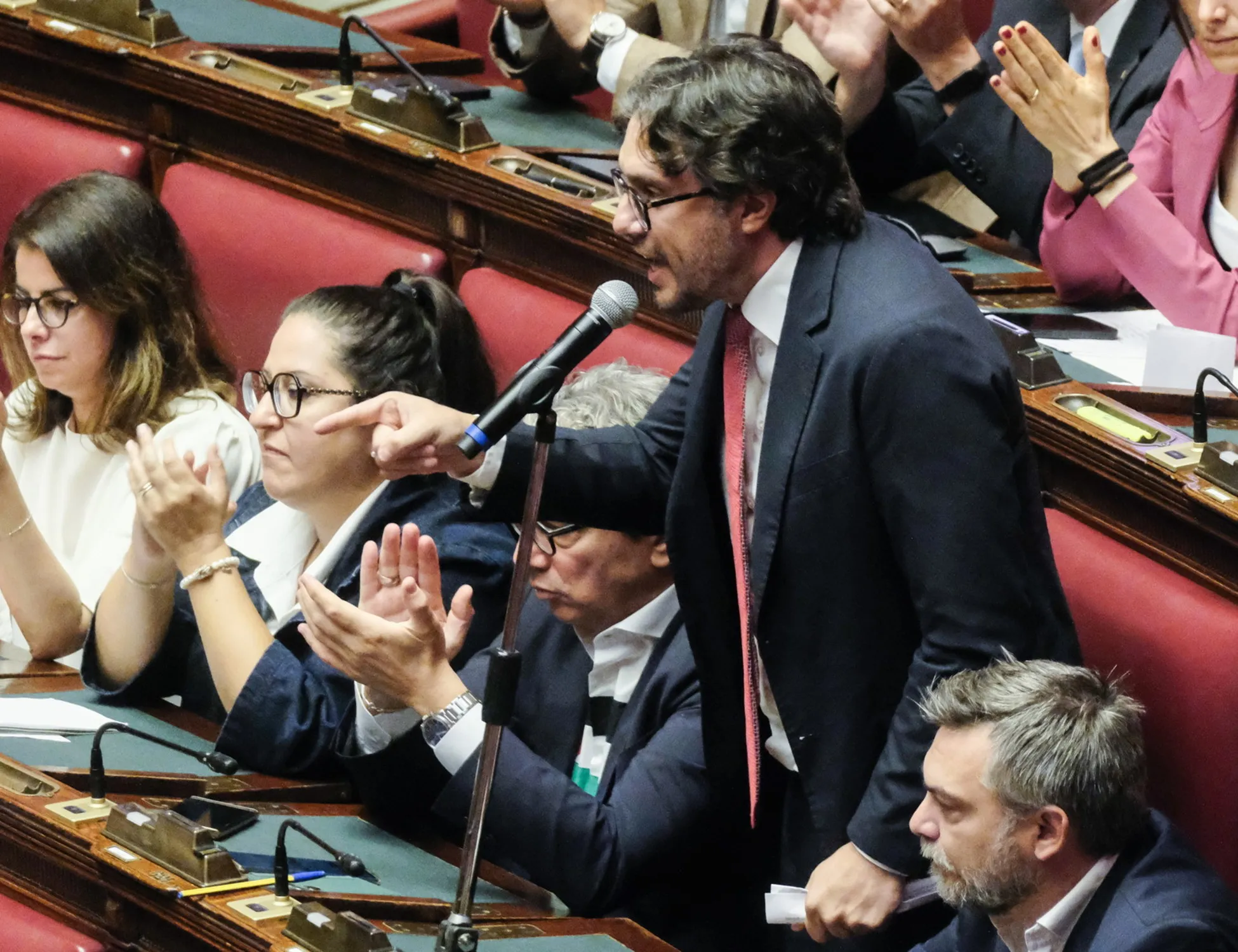 Insulti a Meloni, la dem Ascani da ridere: "Non avevo capito..."