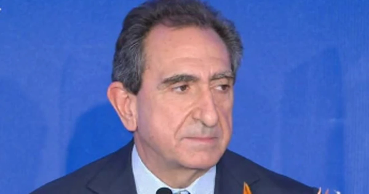 Meloni, l'ipotesi sui vertici Rai: Fuortes fatto fuori? No, ma... i rumors