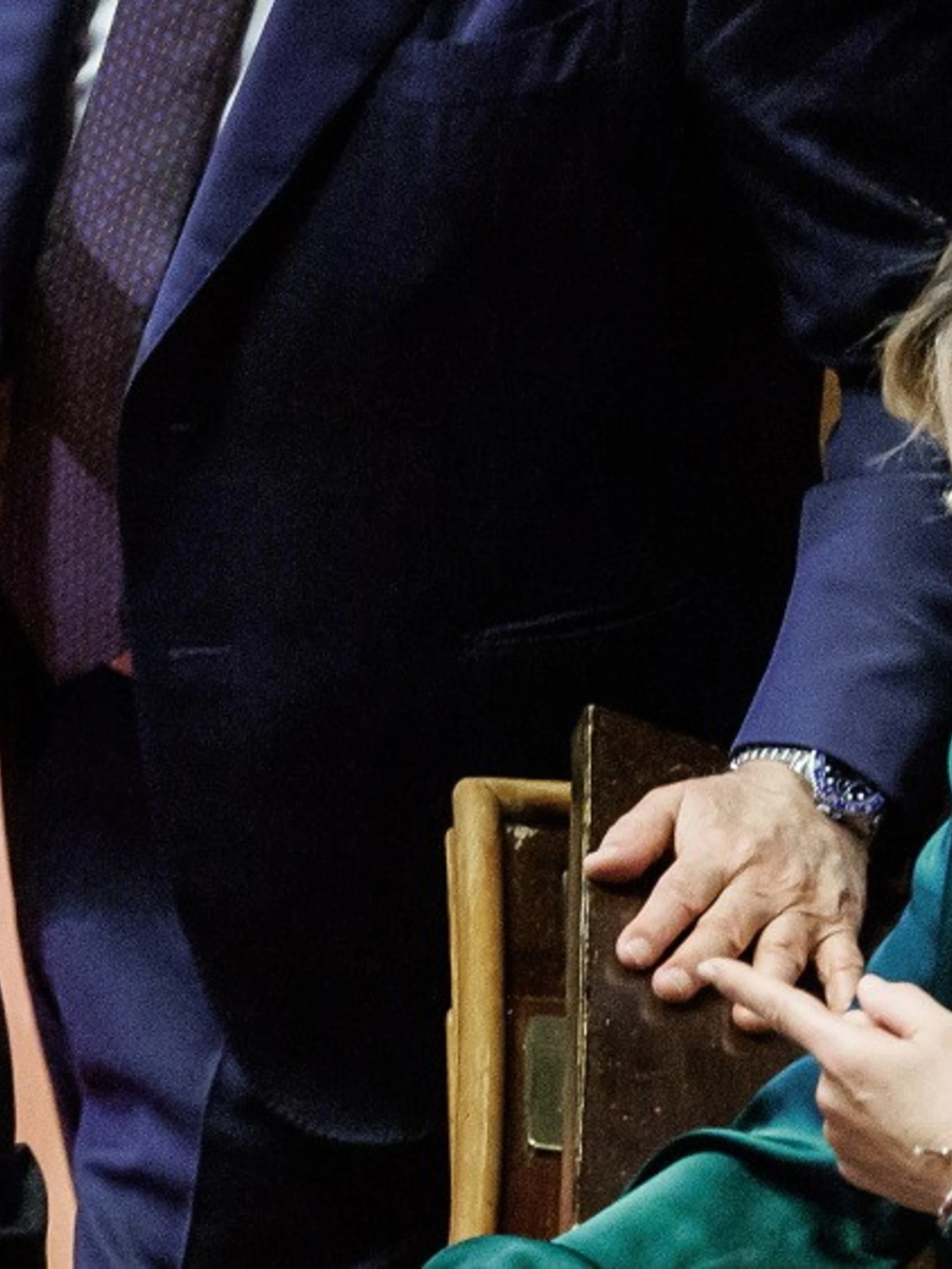 Mattarella "russofobo", Meloni spiana la Russia: "Una provocazione inaccettabile"