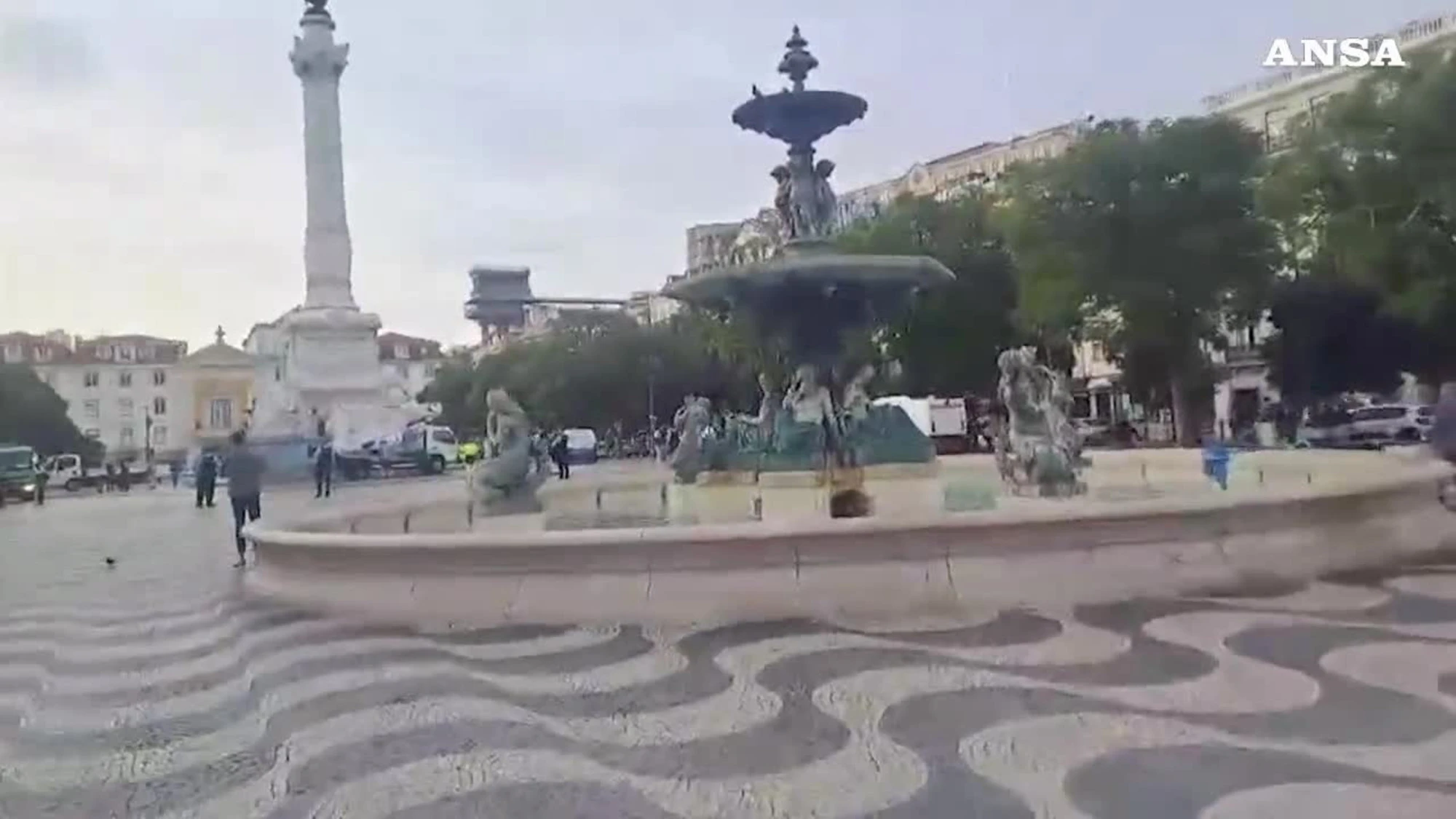 Dopo Porto, sgomberata anche a Lisbona la tendopoli dei manifestanti