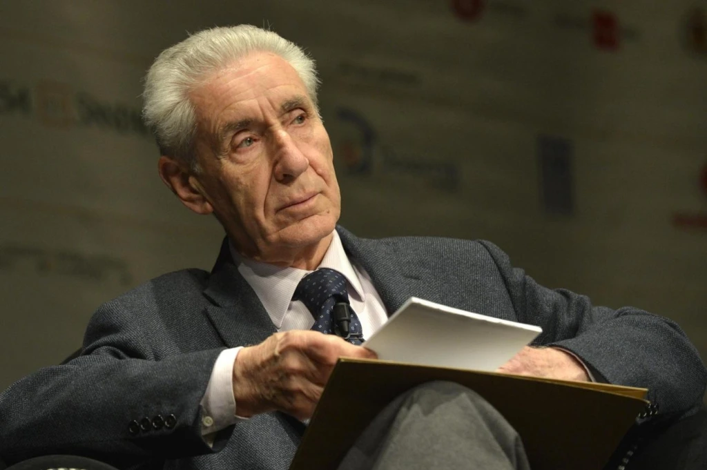 M5S, Rodotà replica a Grillo: "Non voglio spaccare il Movimento e non sono stato in freezer"