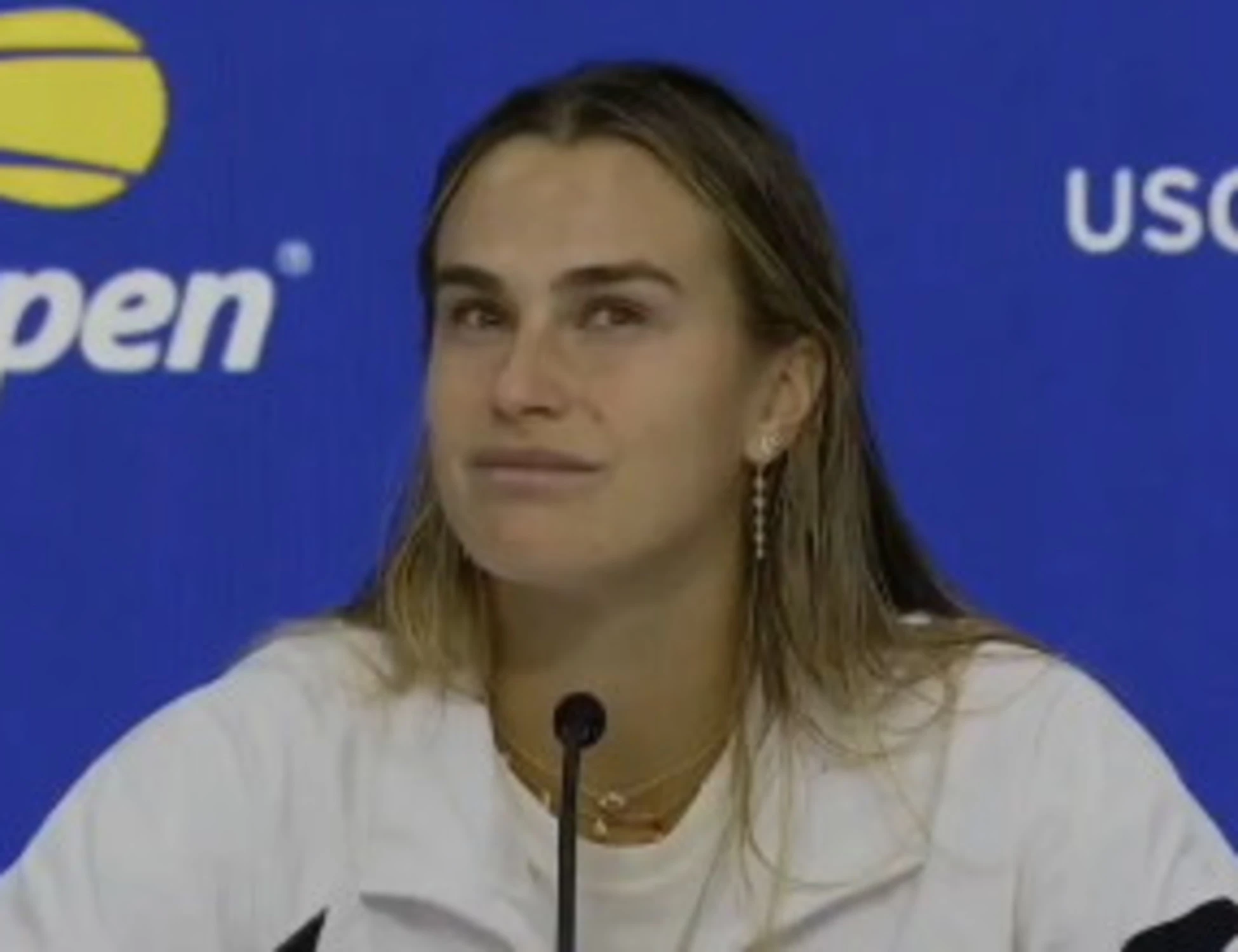 Sabalenka umilia Kyrgios: "Prenderlo a calci nel c***o"
