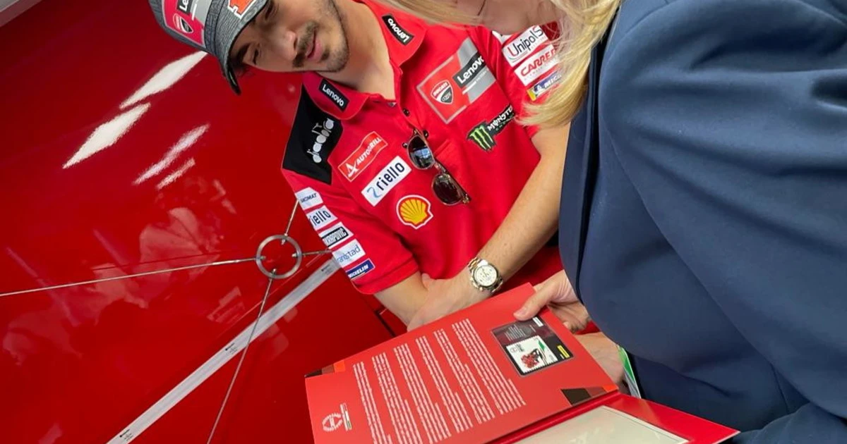 Made in Italy, un francobollo per la vittoria della Ducati in MotoGp