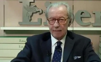 Vittorio Feltri e la vergogna sugli "sbirri": "Le forze dell'ordine muoiono per noi, ecco chi le infanga"