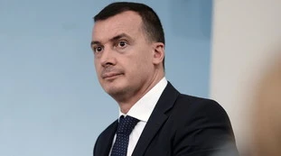 Enrico Mentana su Rocco Casalino: "Non è un passante". Su Conte: "Non si farà il suo partito"