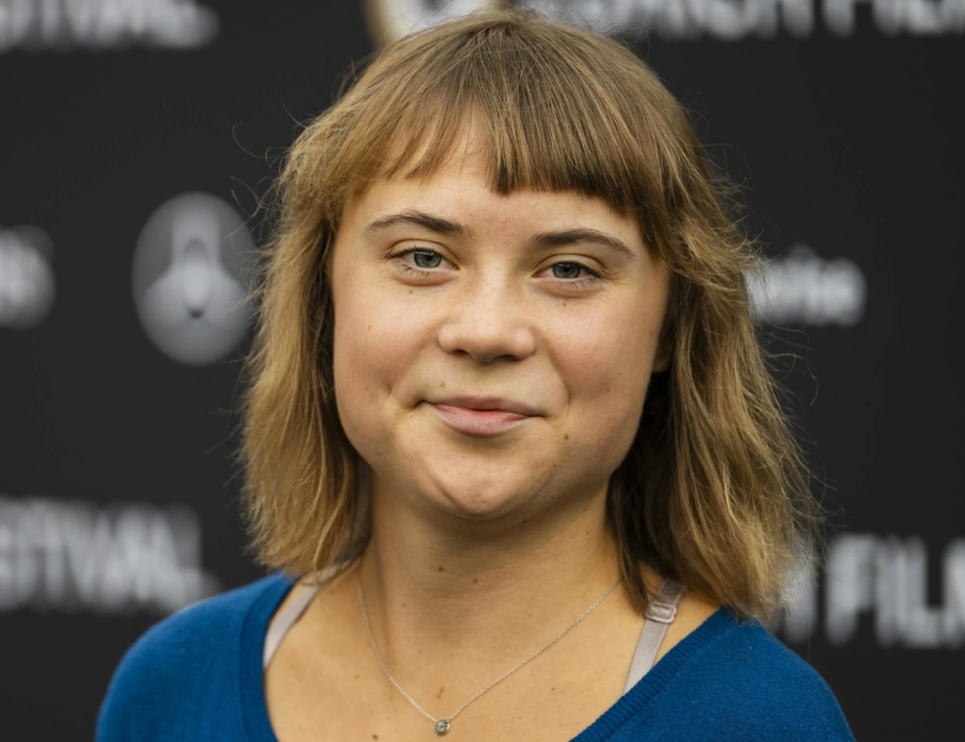 Greta in Francia con gli studenti che devastano