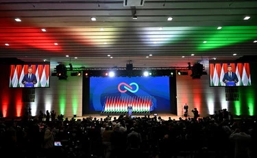 Peter Magyar: "Giorgia Meloni è una persona fantastica"