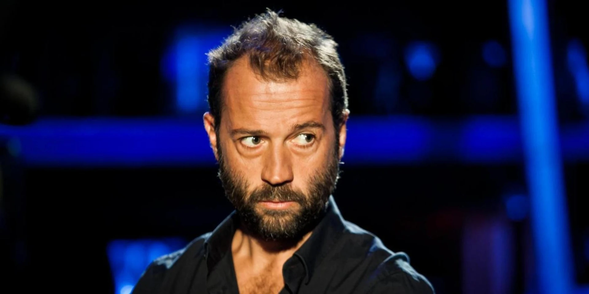 Fabio Volo contro i rosiconi: "Scrivetelo voi un libro migliore del mio"