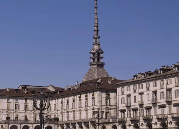 1,5 MILIONI DI ITALIANI IN VIAGGIO PER IL LUNGO WEEKEND DELL'EPIFANIA