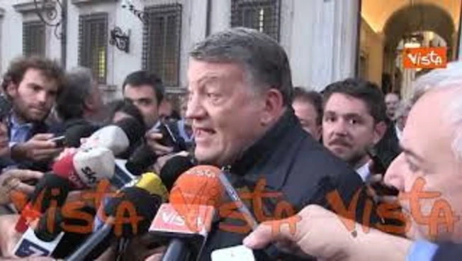 https://media.liberoquotidiano.it/D0doJcfmTqzww2XXJjwCZkuusRFea19ynWQMLKXf2uk/width:800/quality:90/aW1hZ2VzLzIwMjUvMTAvMTAvMTkxODEyODY4LTVhOWJmYTJlLTgzZjktNDg3Yy1iYjA3LWUyYzE2NWVkYzA4MS5qcGc.webp