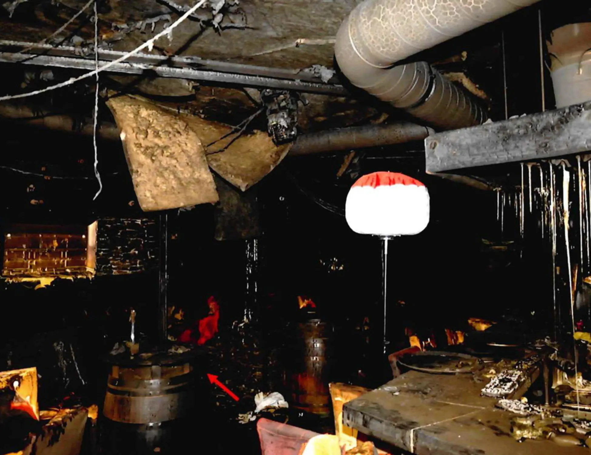 Leggi l'articolo: Le Constellation, foto mai viste: com'era ridotto dopo la strage