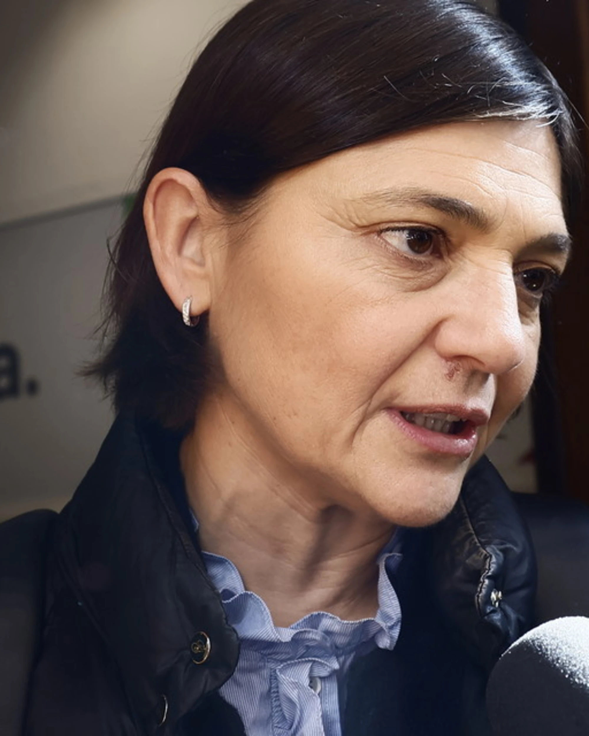 Almasri, Debora Serracchiani la spara: "Disegno eversivo del governo"
