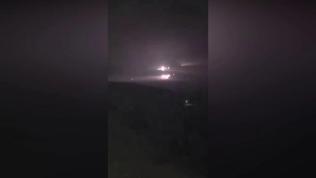 Libia, morto capo di stato maggiore in incidente aereo: le immagini dei rottami