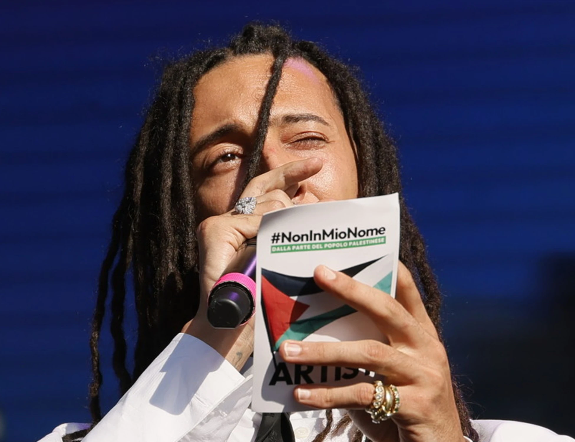 Ghali, altra polemica dopo l'esibizione: "Pace? Umanità? Non ho sentito niente di tutto questo"