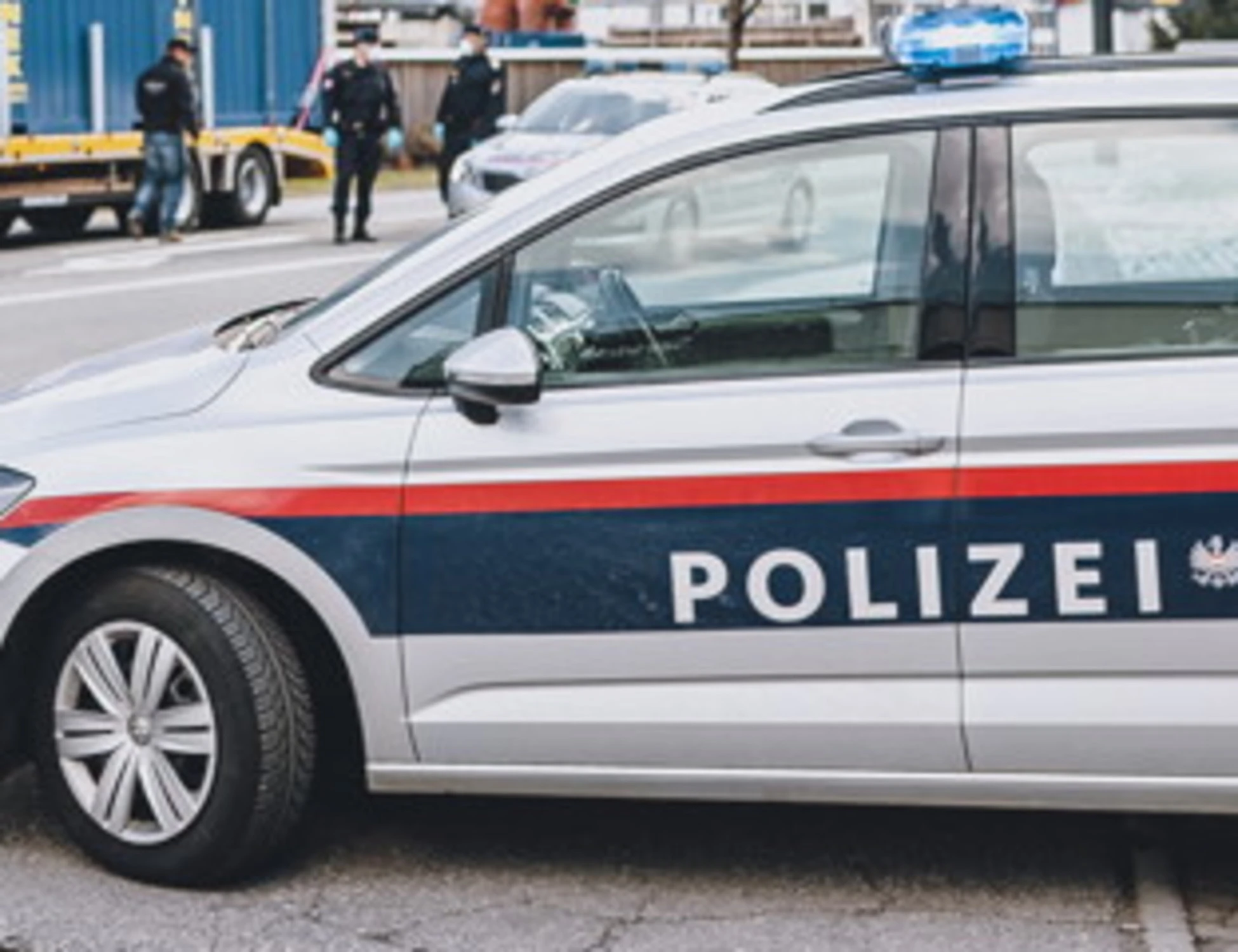 Tirolo, madre e figlia trovate morte nella cella frigorifera di un appartamento