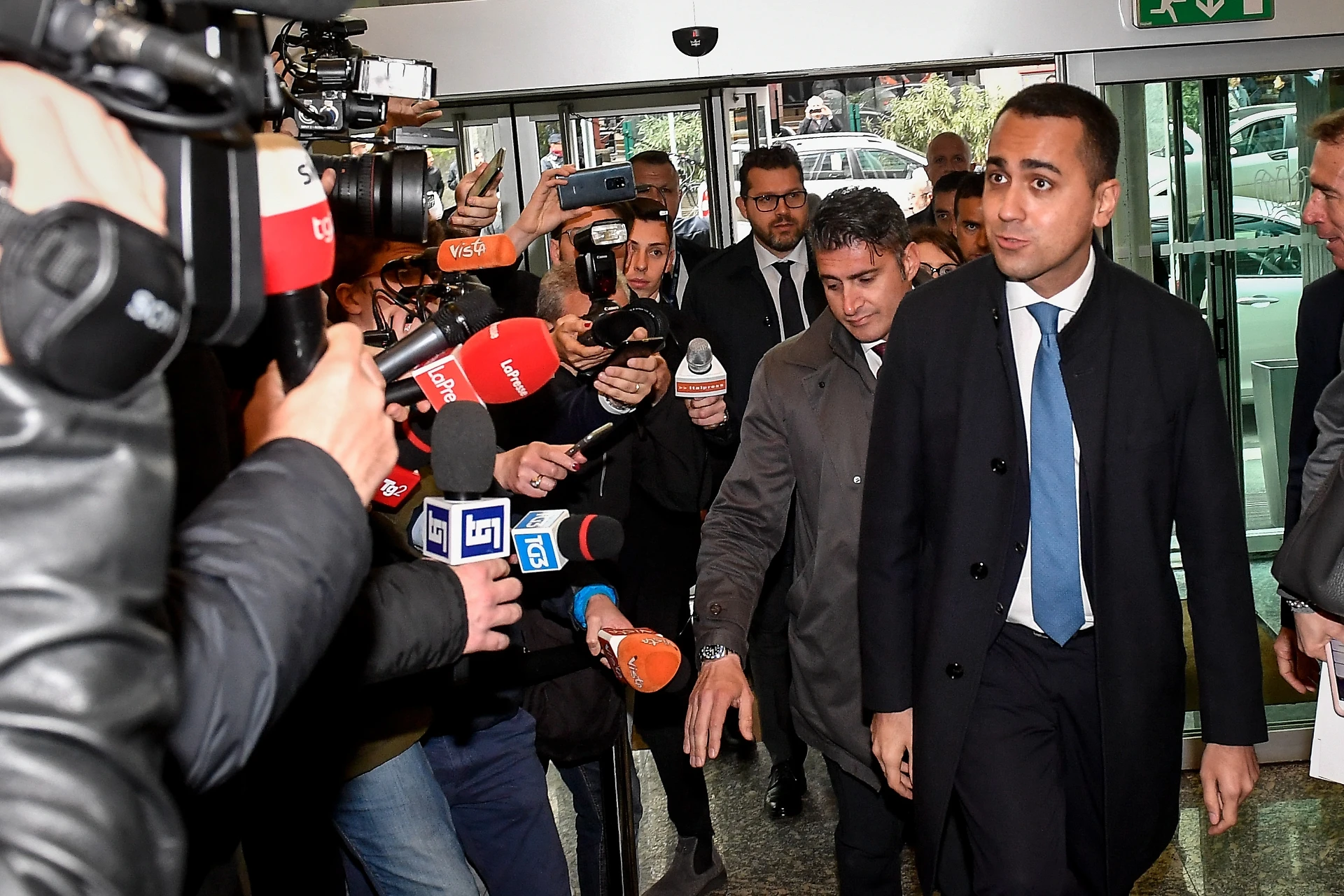 Luigi Di Maio, il grillino scappa dagli attacchi di Salvini: la mossa del coniglio, come si è ridotto