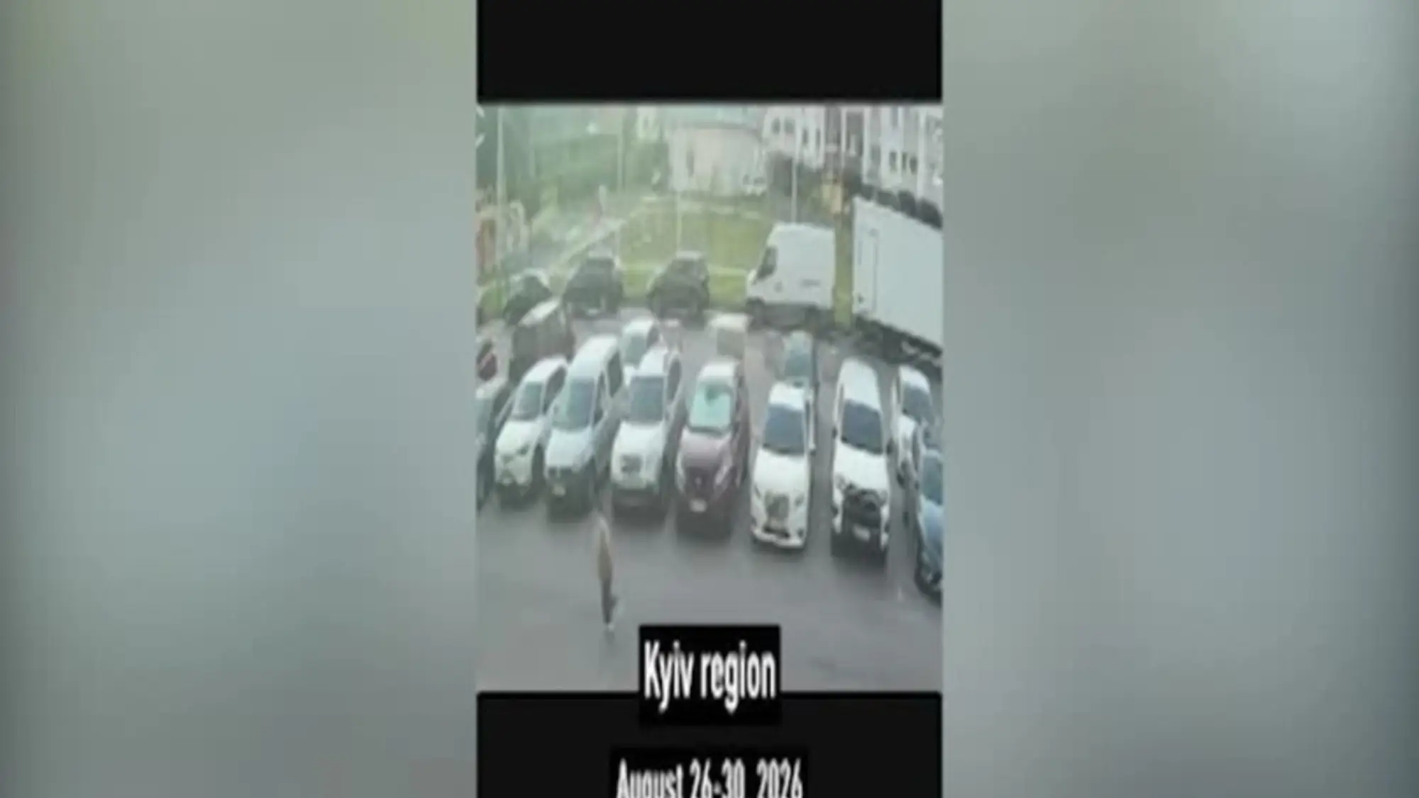 Ucraina, Zelensky posta i video dei raid russi: "Per ogni crimine chiediamo risposte"