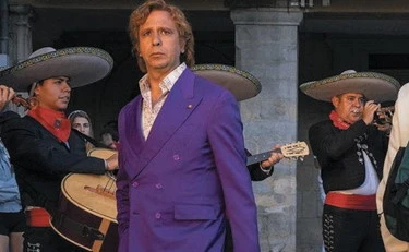 Checco Zalone fa 33 volte Elio Germano: ciao ciao, sinistra