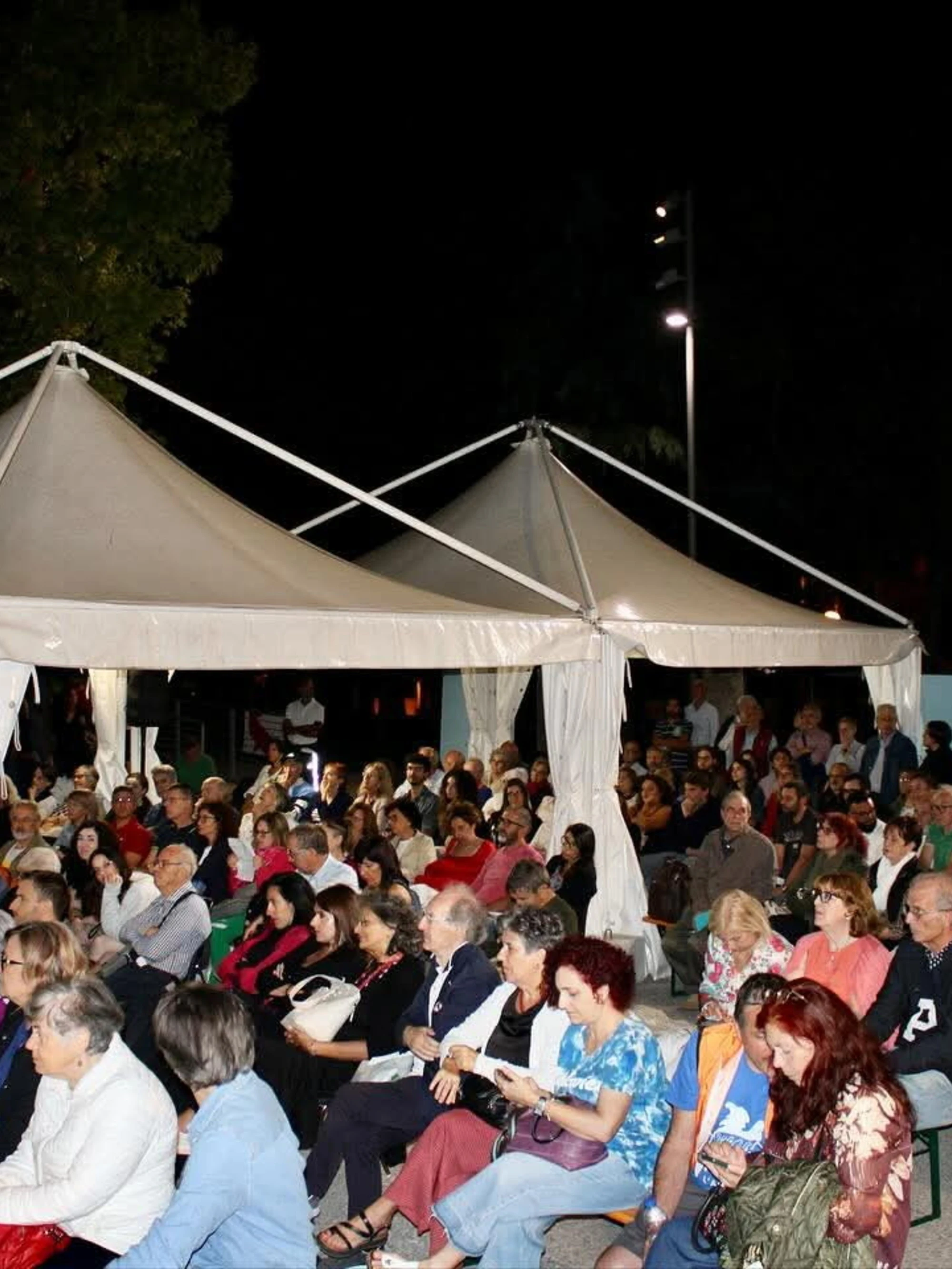 L'AQUILA CITTÀ DEL LIBRO: OLTRE DUEMILA PARTECIPANTI PER TRE GIORNI DI CULTURA E DIBATTITI PLURALI