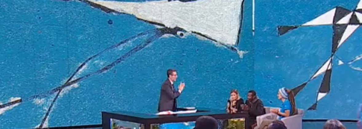 Fabio Fazio a Che tempo che fa si alza in piedi per applaudire Carola Rackete: uno sfregio all'Italia?
