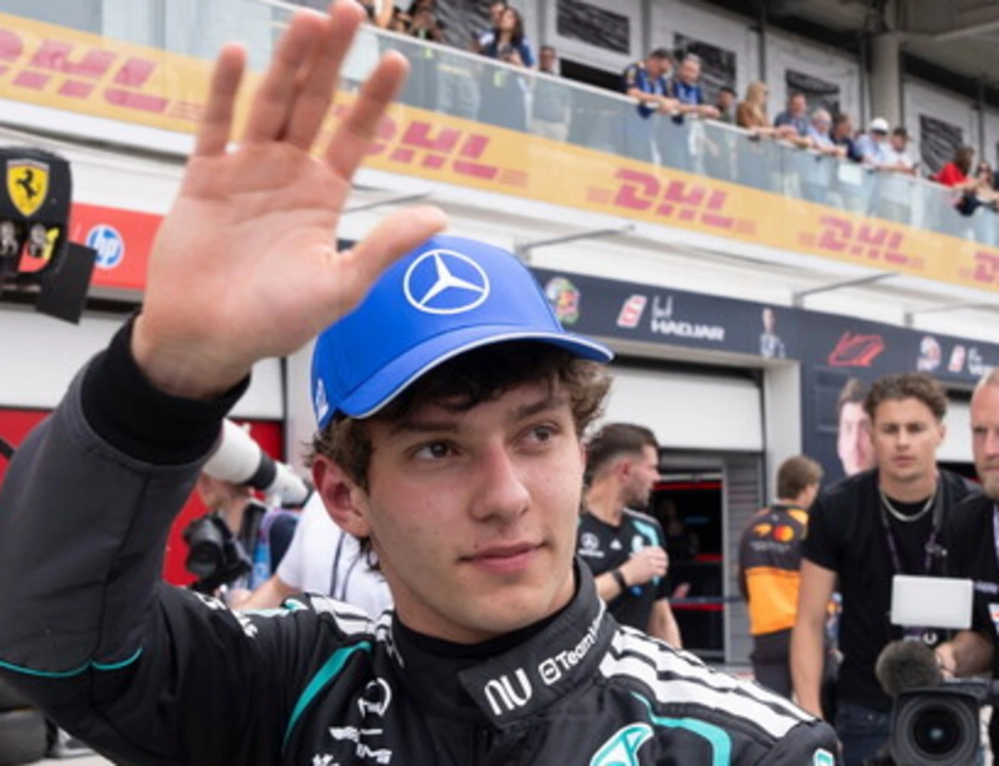 Kimi Antonelli zittito da Toto Wolff nel teamradio: "Guida e non lamentarti"