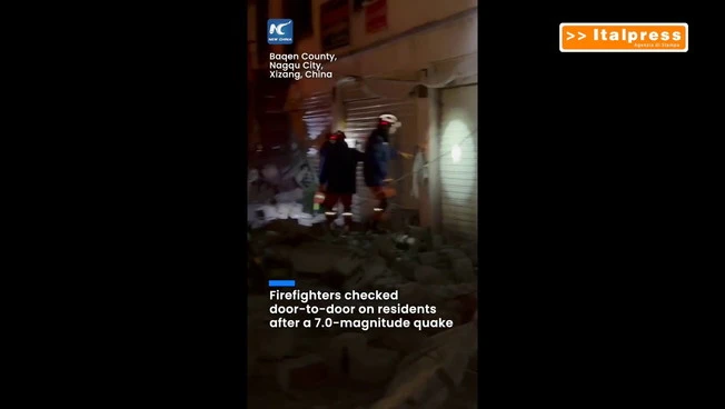 Cina: Xizang, operazioni di soccorso porta a porta dopo sisma di magnitudo 7.0