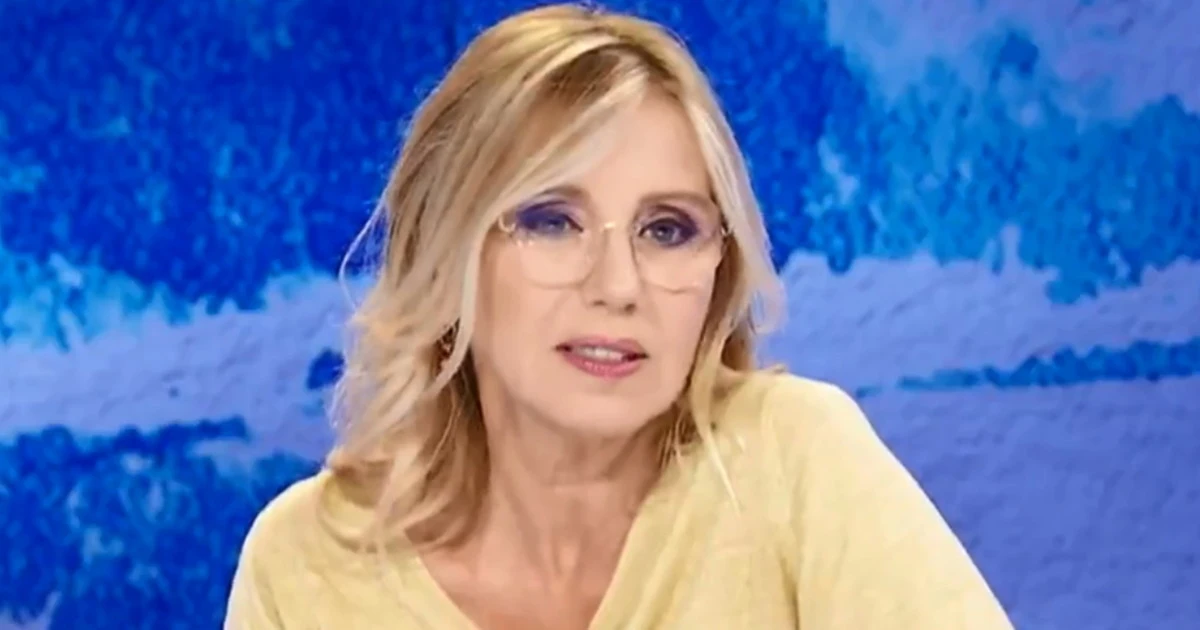 In Onda, Selvaggia Lucarelli umilia Concita De Gregorio: "Quota rosa? No, rossa. Anzi quota Palombelli"