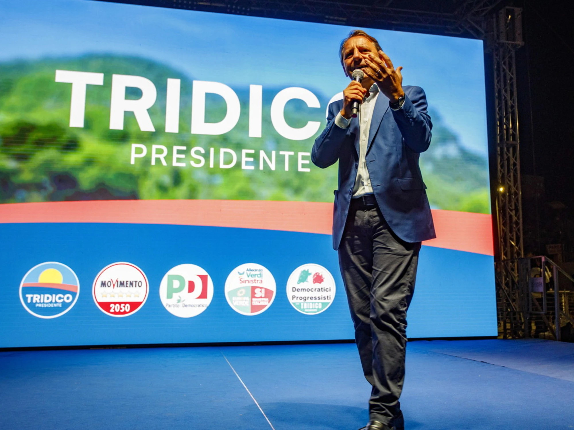 L’agnello pasquale Tridico tra gaffe e ostilità del Pd