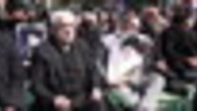 Teheran, preghiera del venerdì e proteste contro attacchi Israele-Usa