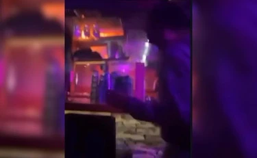 Crans-Montana, l'urlo choc di Jessica Moretti: "Sveglia! Servono 100.000 franchi!"