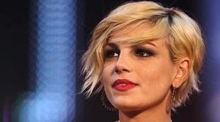 Detto Fatto, Jonathan fa i complimenti a Emma per il suo comportamento con Belen su Stefano de Martino