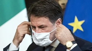 M5s verso la scissione, il retroscena: in 30 al Gruppo Misto, nasce il "partito di Conte" benedetto dal Pd. Obiettivo, sì al Mes