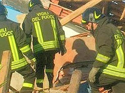 Preparava i botti di Capodanno, muore in esplosione. Il fratello tenta il suicidio