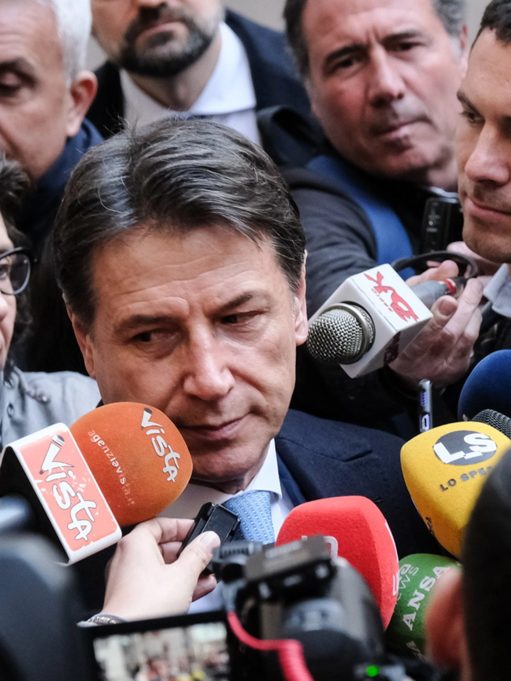 Conte e Schlein, il fallimento: nei sondaggi inchiodati da anni al 34,5%