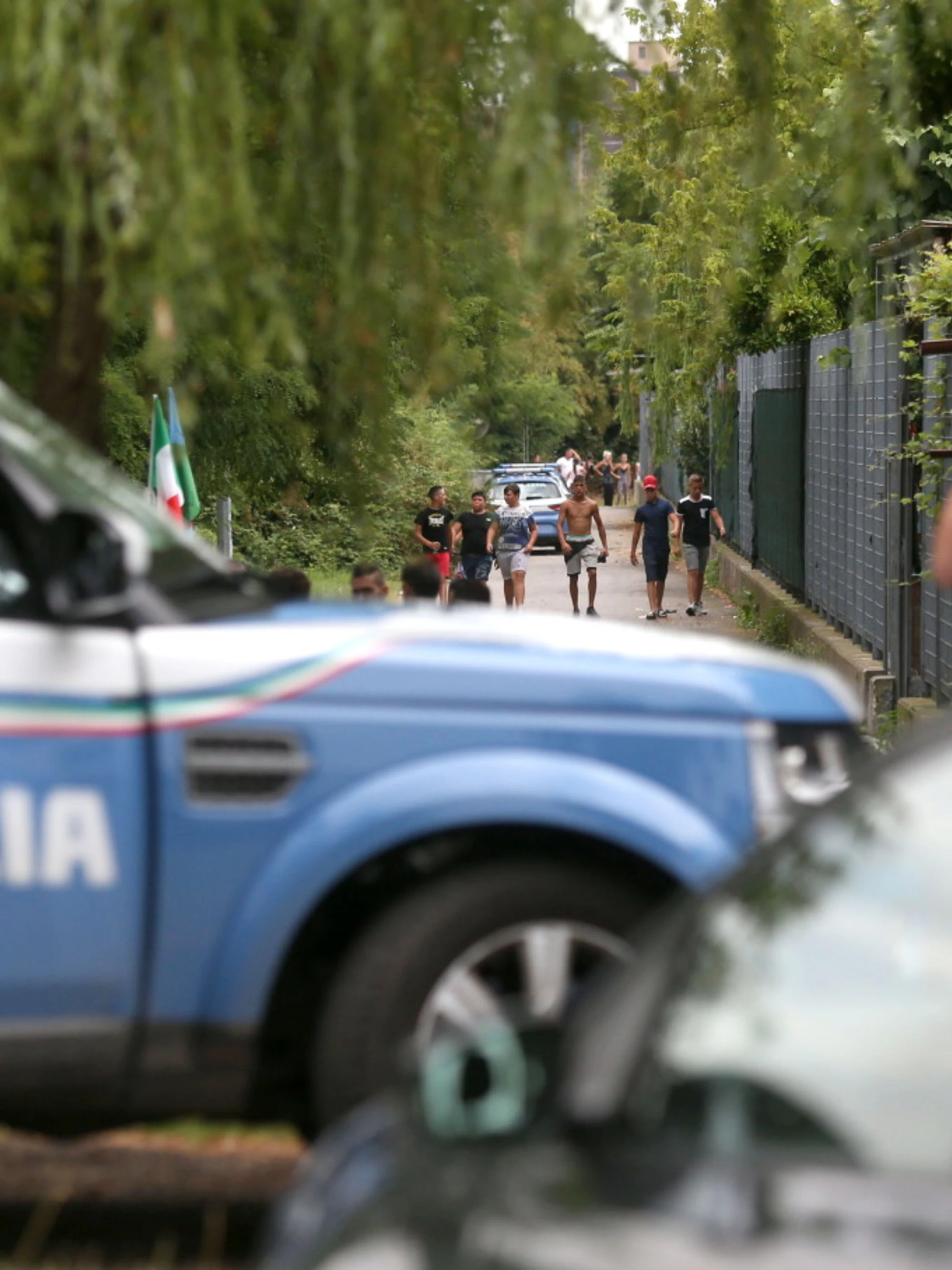 Milano, 100mila euro per sistemare gli allacci abusivi dei rom