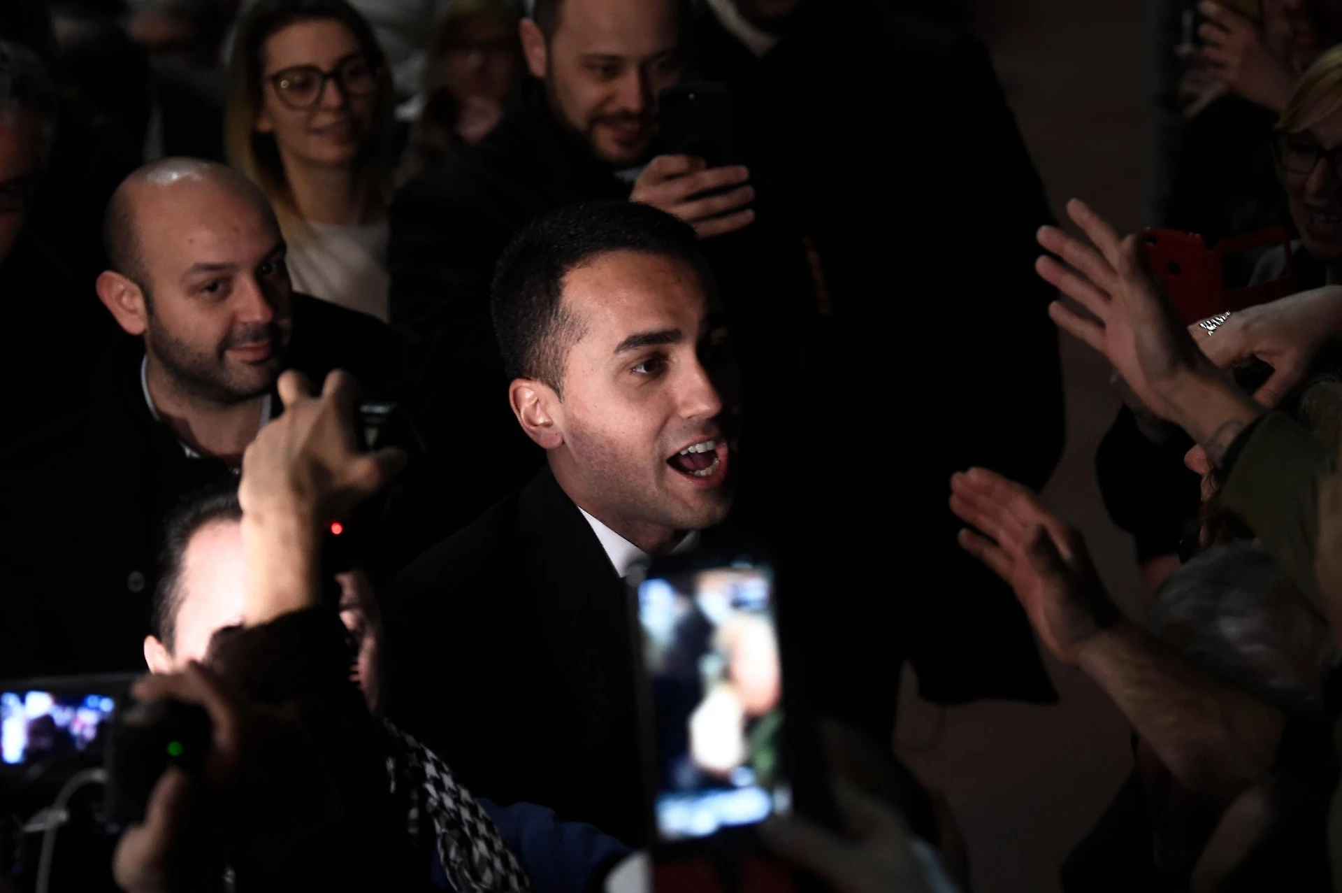 Sergio Mattarella, il colpo di mano dopo le elezioni: incarico non al primo partito ma a chi ha più possibilità di governare