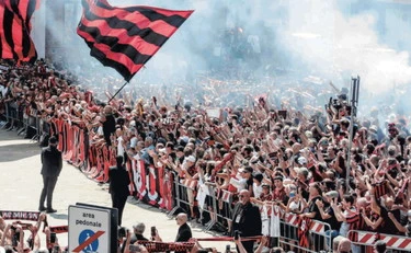 Franco Baresi, la piazza gremita figlia di una scelta che vale l'eternità