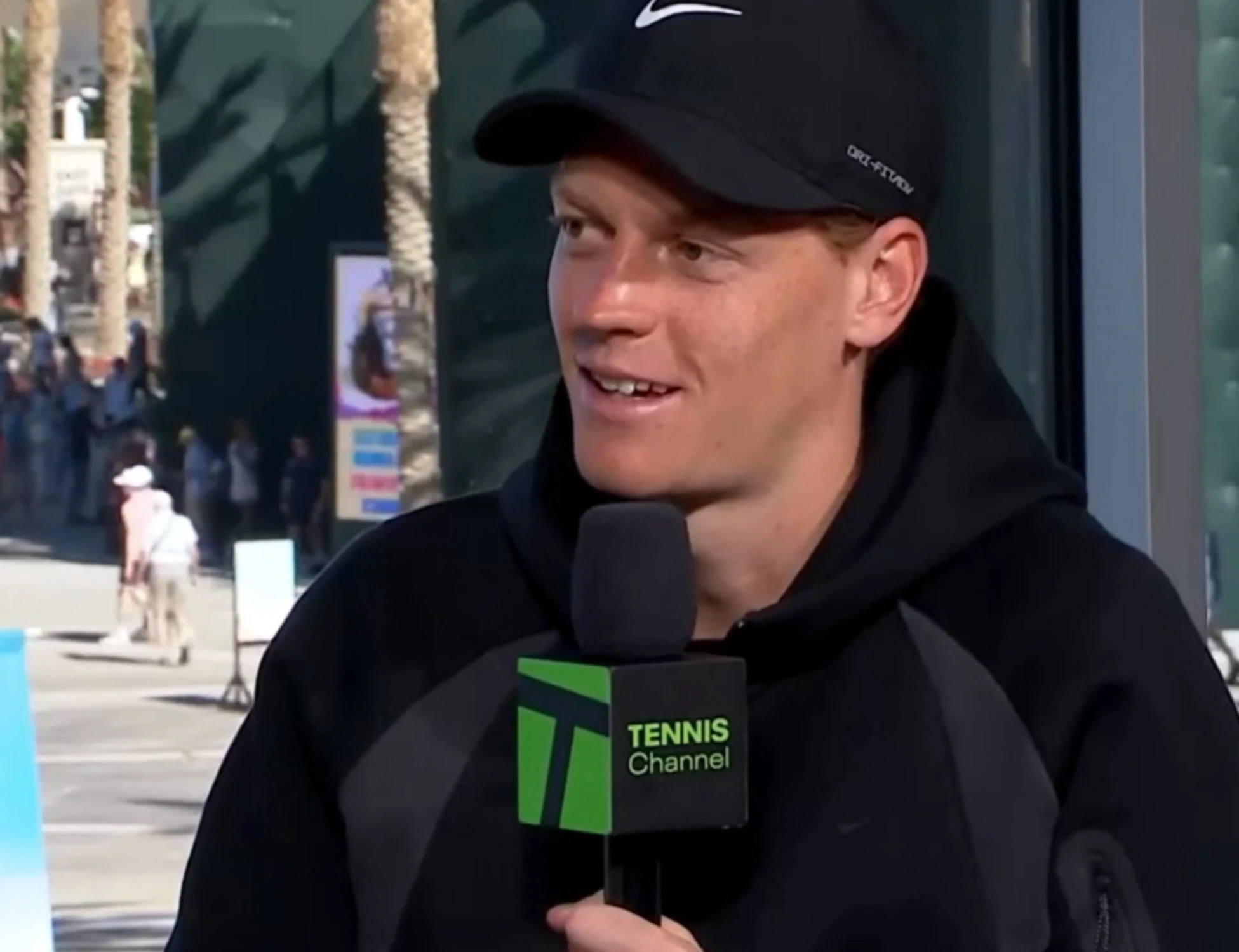 Sinner, "cerchi di mettermi in imbarazzo?": gelo in tv