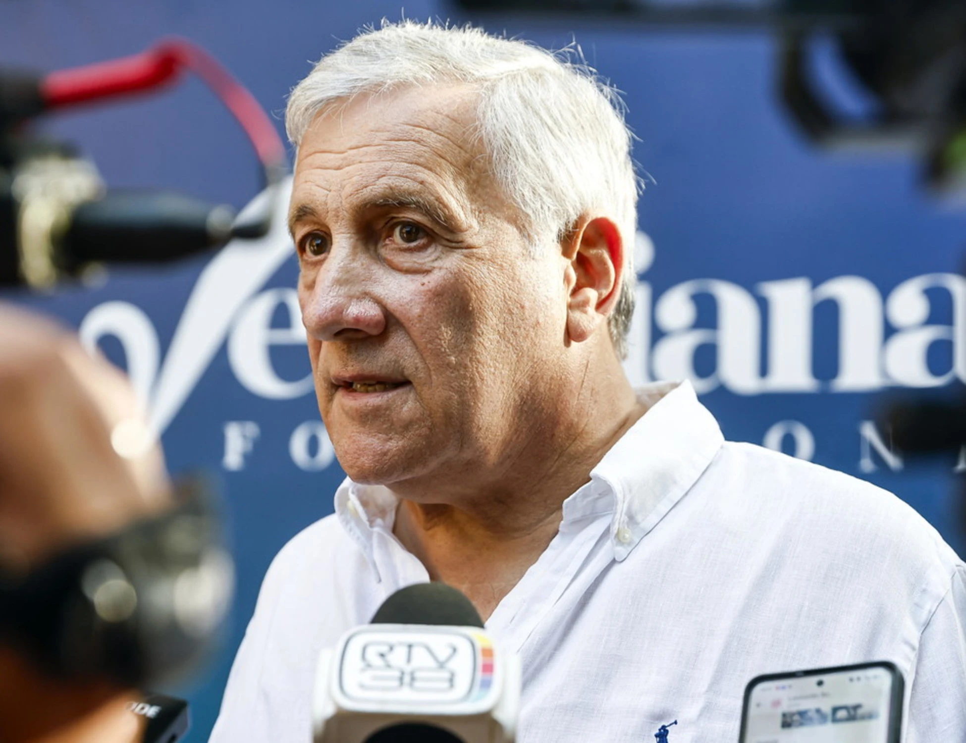 Ceuta, Antonio Tajani irride Pedro Sanchez: "Nervoso per le sue politiche fallimentari"