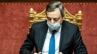 "Il ministro di Mario Draghi ha le corna": bomba di Dagospia, occhio a questa foto