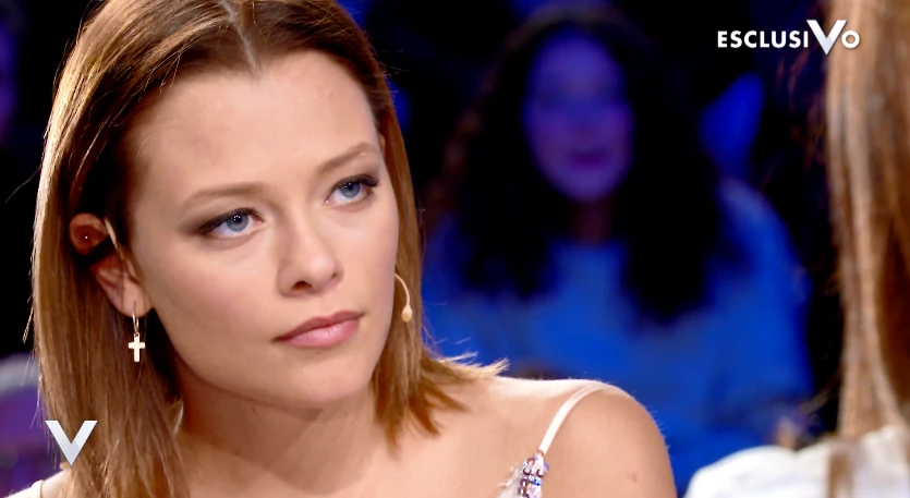 Verissimo, "Ho vissuto 25 anni senza di lui": doccia gelata per Cecchi Paone. Silvia Provvedi senza pietà