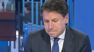 Otto e mezzo, Lilli Gruber a Conte: "Lei è un avvocato, perché non ha chiesto consigli a Draghi?"