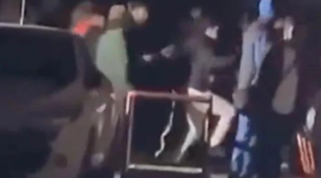 Crepol, "bianchi morite": i video della mattanza, immigrati uccidono a coltellate