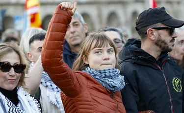 Greta Thunberg insulta l'Italia: "Il vostro fott*** governo fascista"