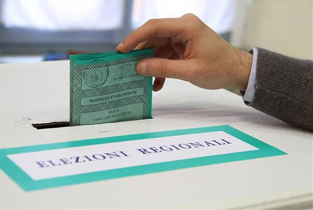 REGIONALI, CHIUSI I COMIZI OGGI SILENZIO ELETTORALE