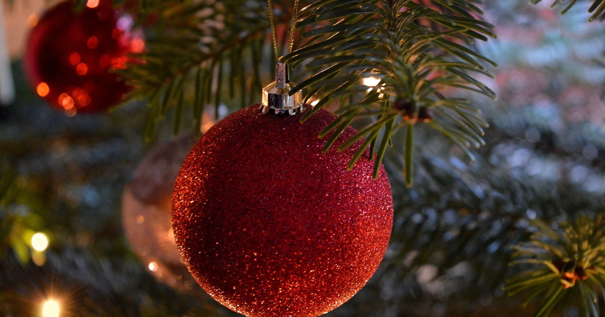 Vietato dire "Buon Natale", si offendono gli islamici: l'ultima follia