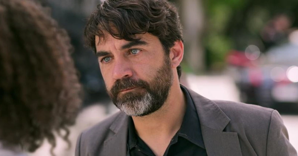 Stefano Skalkotos, protagonista con "LIFT": tutti i suoi segreti