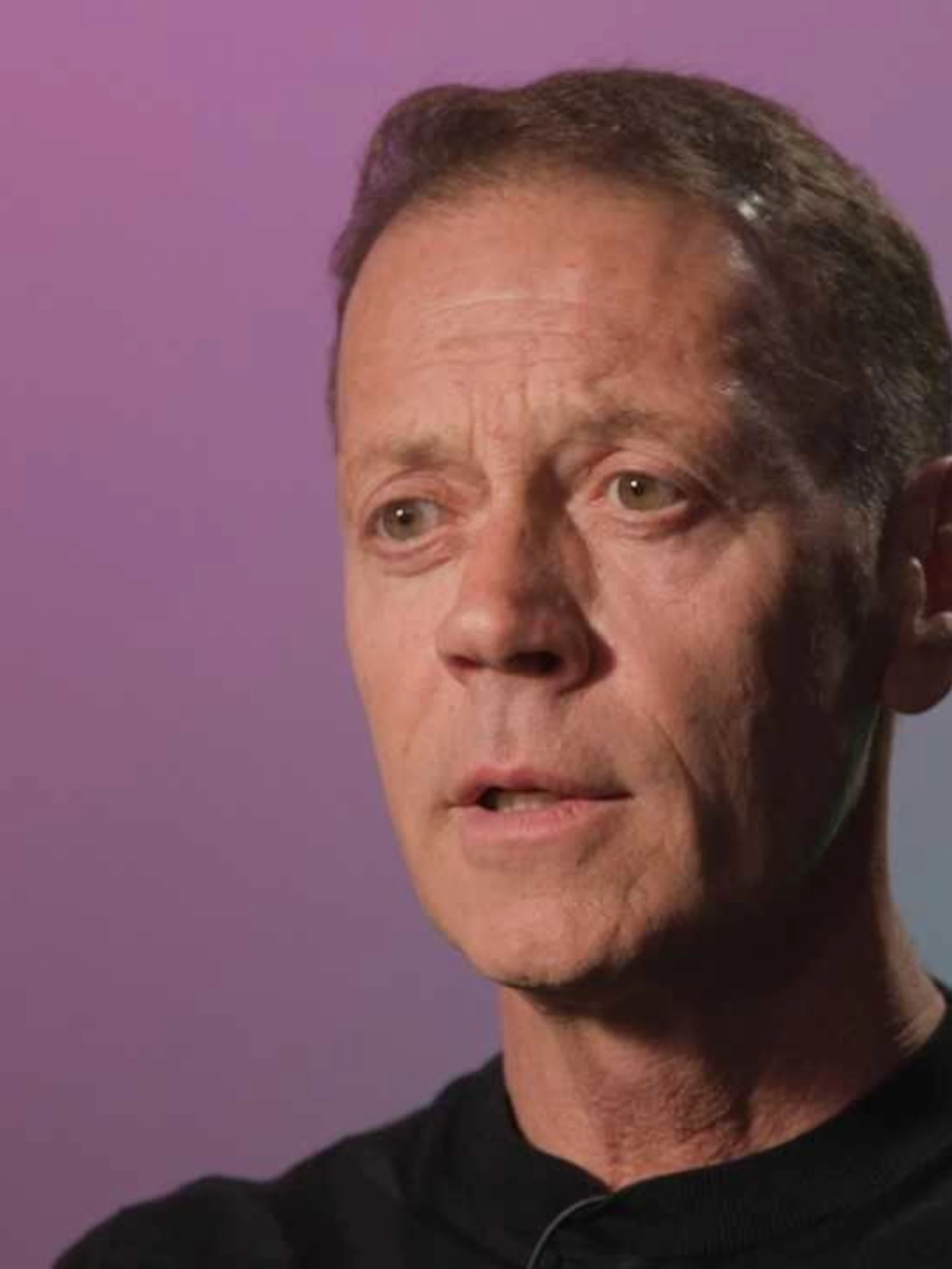 Le Iene, attrici hard contro Siffredi: "Violenze sul set", lui nega tutto